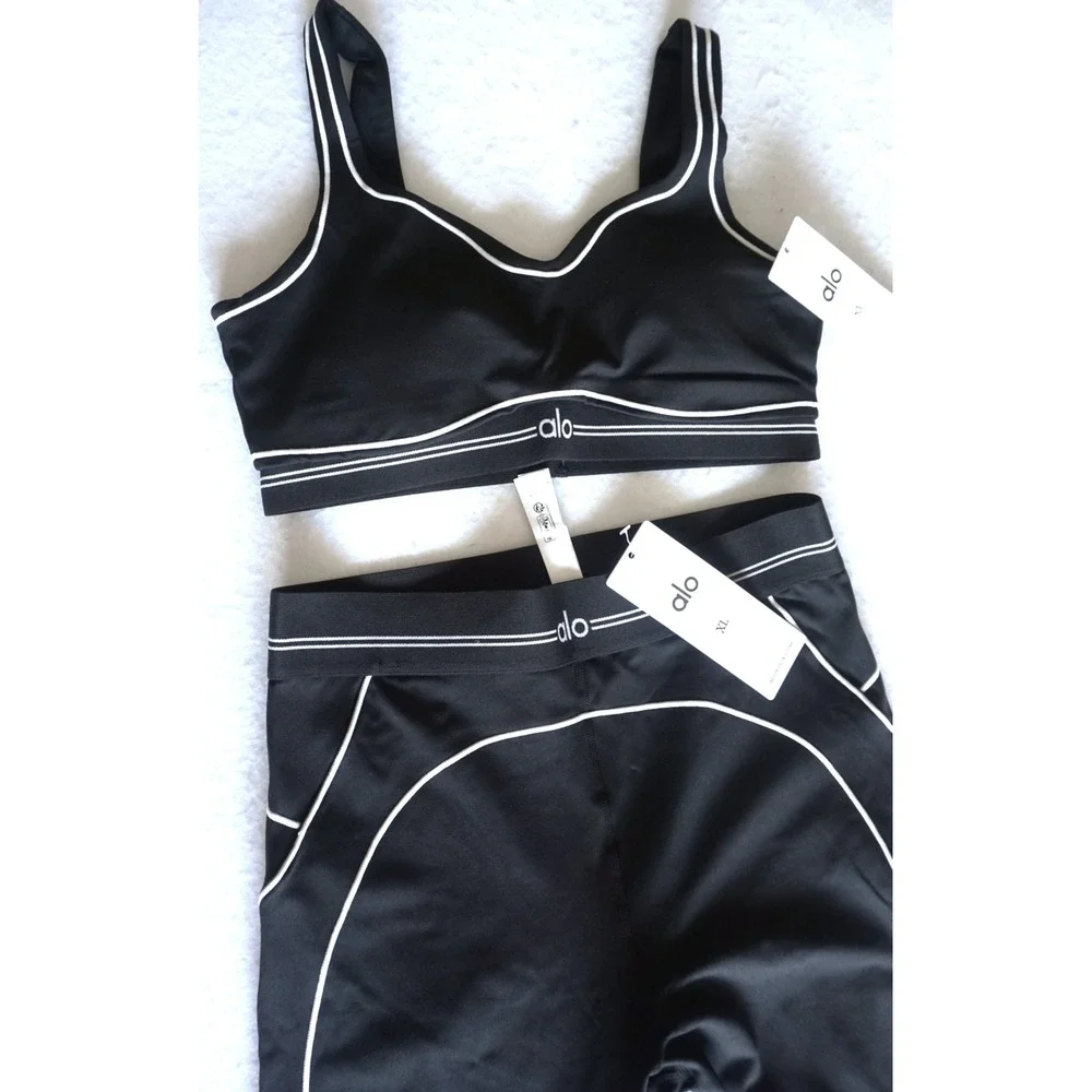 Alo Yoga Womens 2 Piece Set Sports Bra and Leggings Black White Piping XL